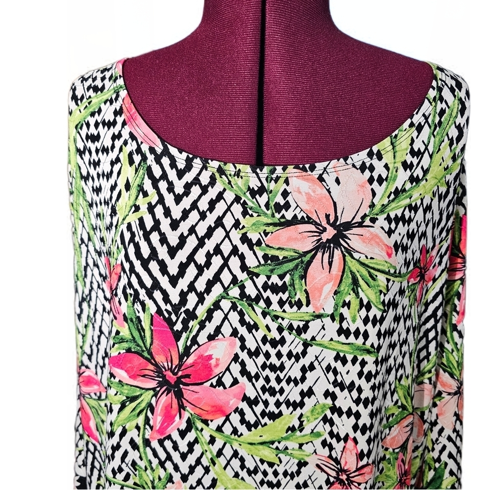 JN Collectipn Tropical Tunic Black and Pink Floral Blouse Top - Picture 6 of 14